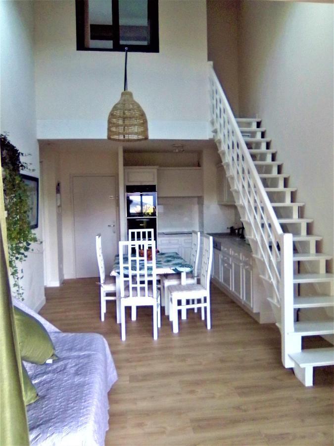La Terrasse Des Golfs, Duplex Climatise, 2 Sdb, Garage, Calme Et Verdure Saint-Raphaël Eksteriør bilde